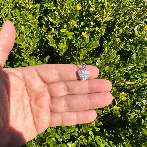 Real 925 Moissanite Diamond Heart Pendant - Picture 4 of 4